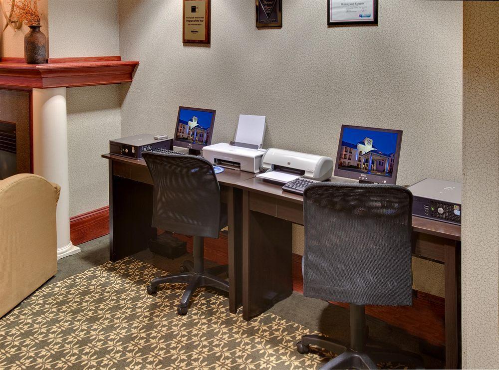 Holiday Inn Express Cedar Rapids - Collins Road By Ihg Faciliteter billede