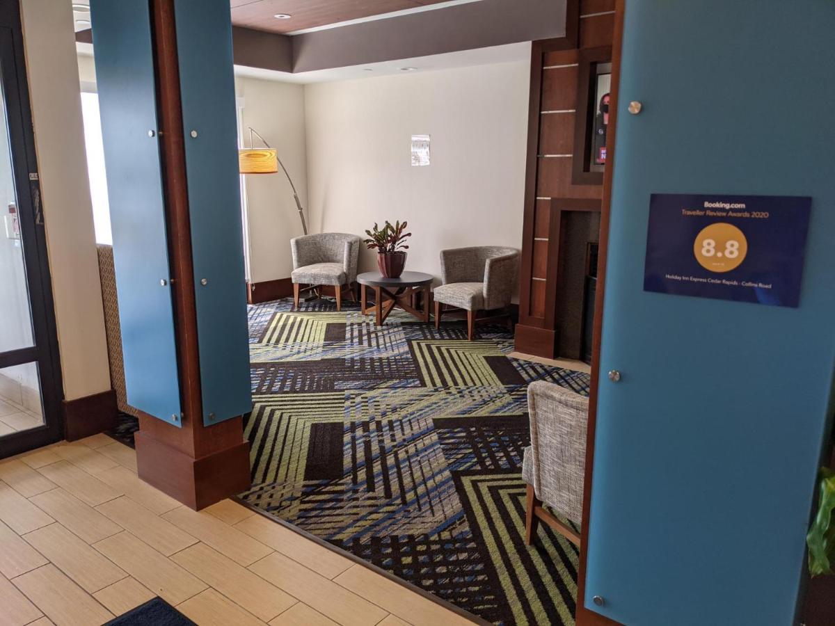 Holiday Inn Express Cedar Rapids - Collins Road By Ihg Eksteriør billede