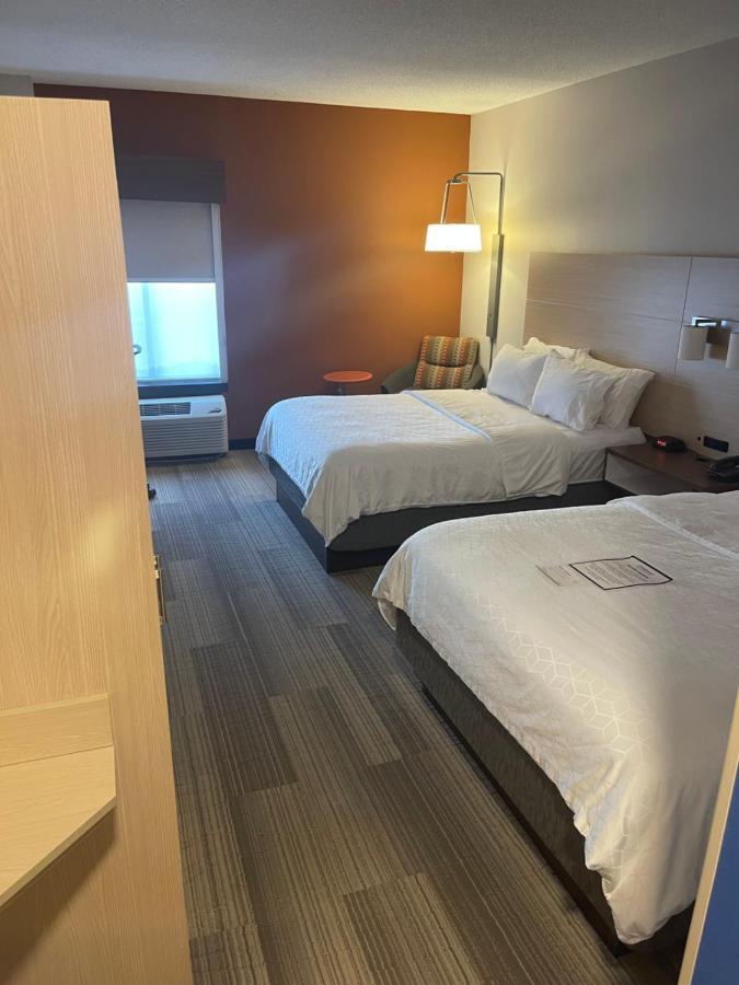 Holiday Inn Express Cedar Rapids - Collins Road By Ihg Eksteriør billede