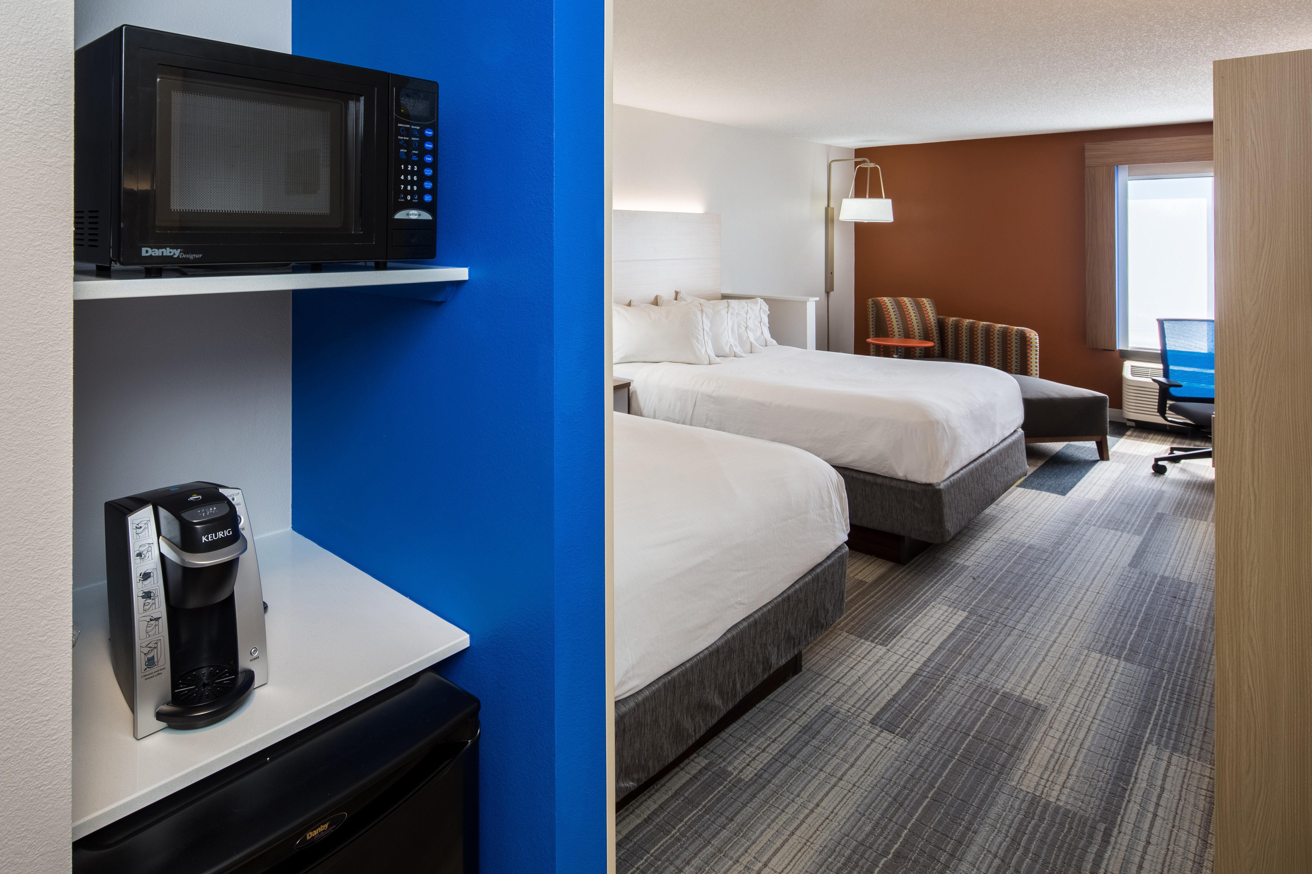Holiday Inn Express Cedar Rapids - Collins Road By Ihg Eksteriør billede