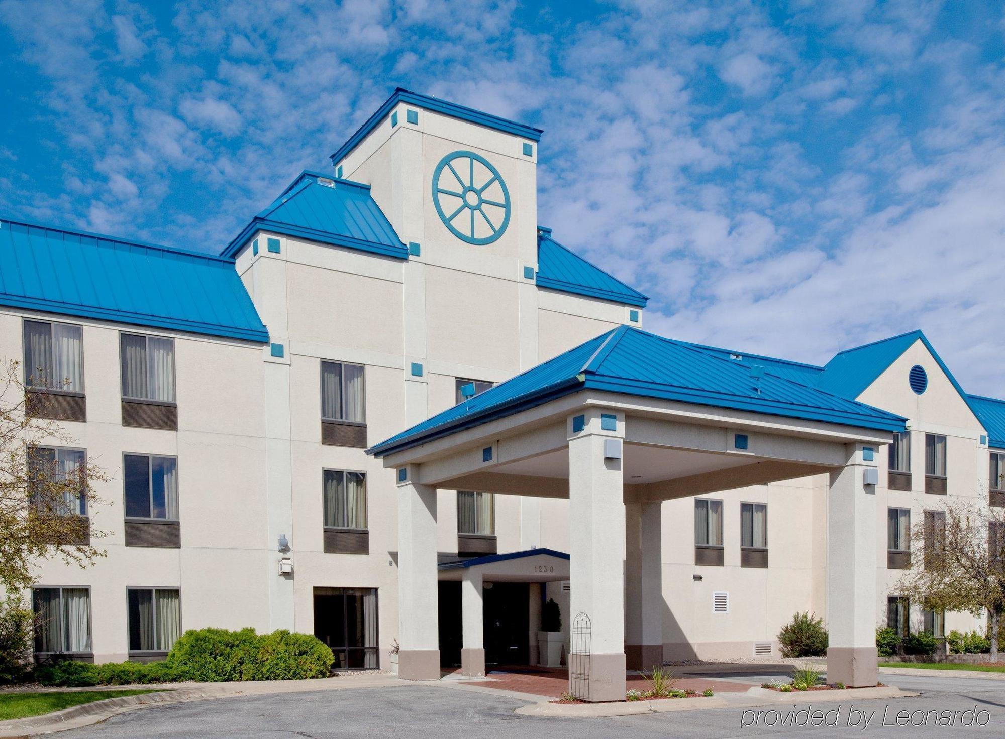 Holiday Inn Express Cedar Rapids - Collins Road By Ihg Eksteriør billede